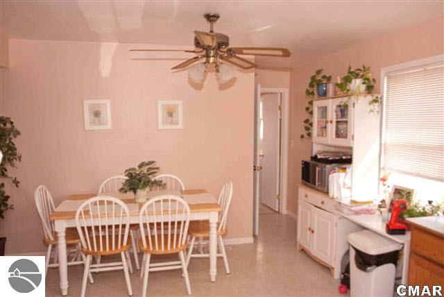 8324 East Pleasant Valley Road Shepherd, MI 48883 - Photo 3 of 15 1770469-2.JPG