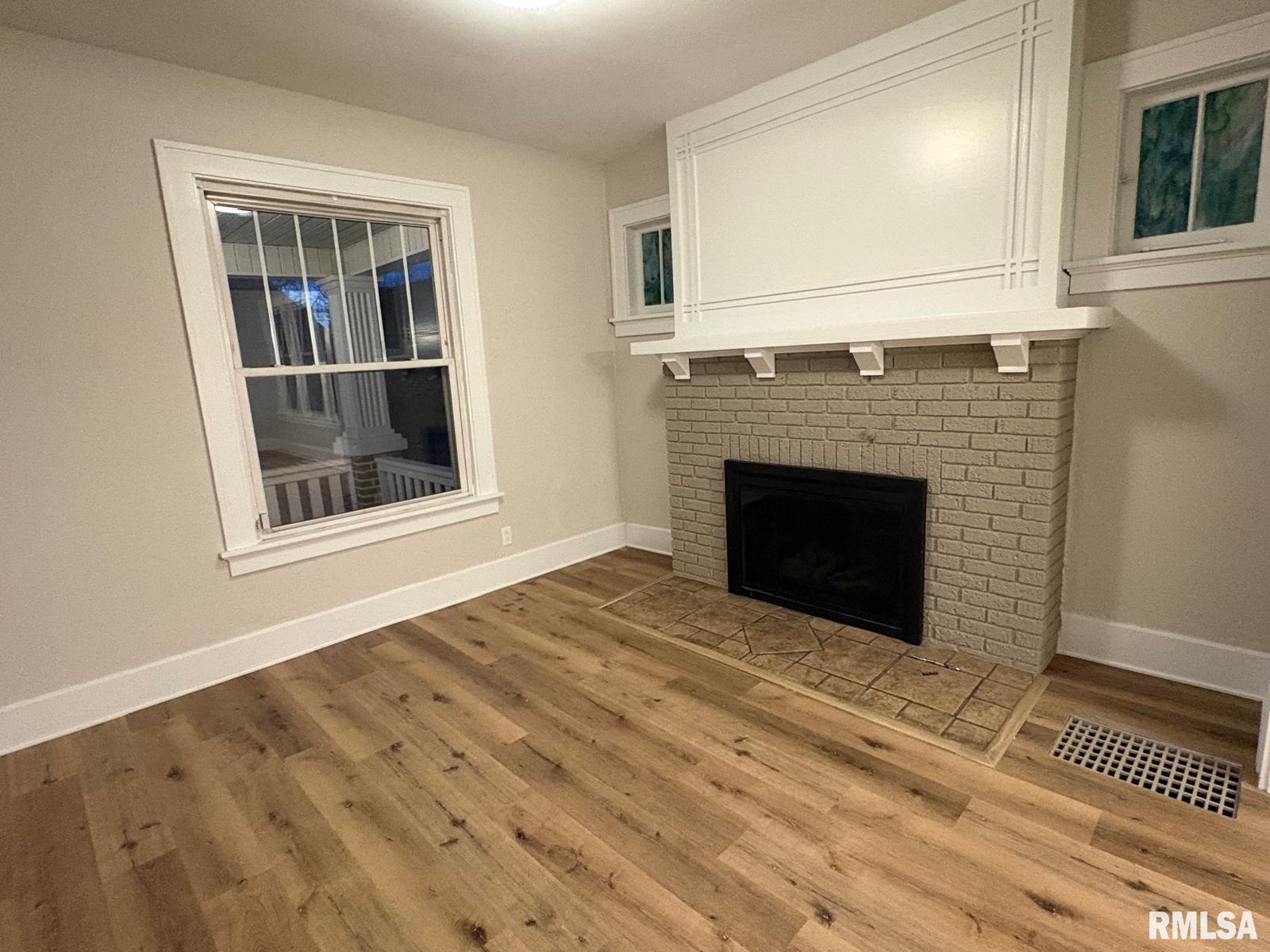 1728 South Spring Street Springfield, IL 62704 - Photo 6 of 34