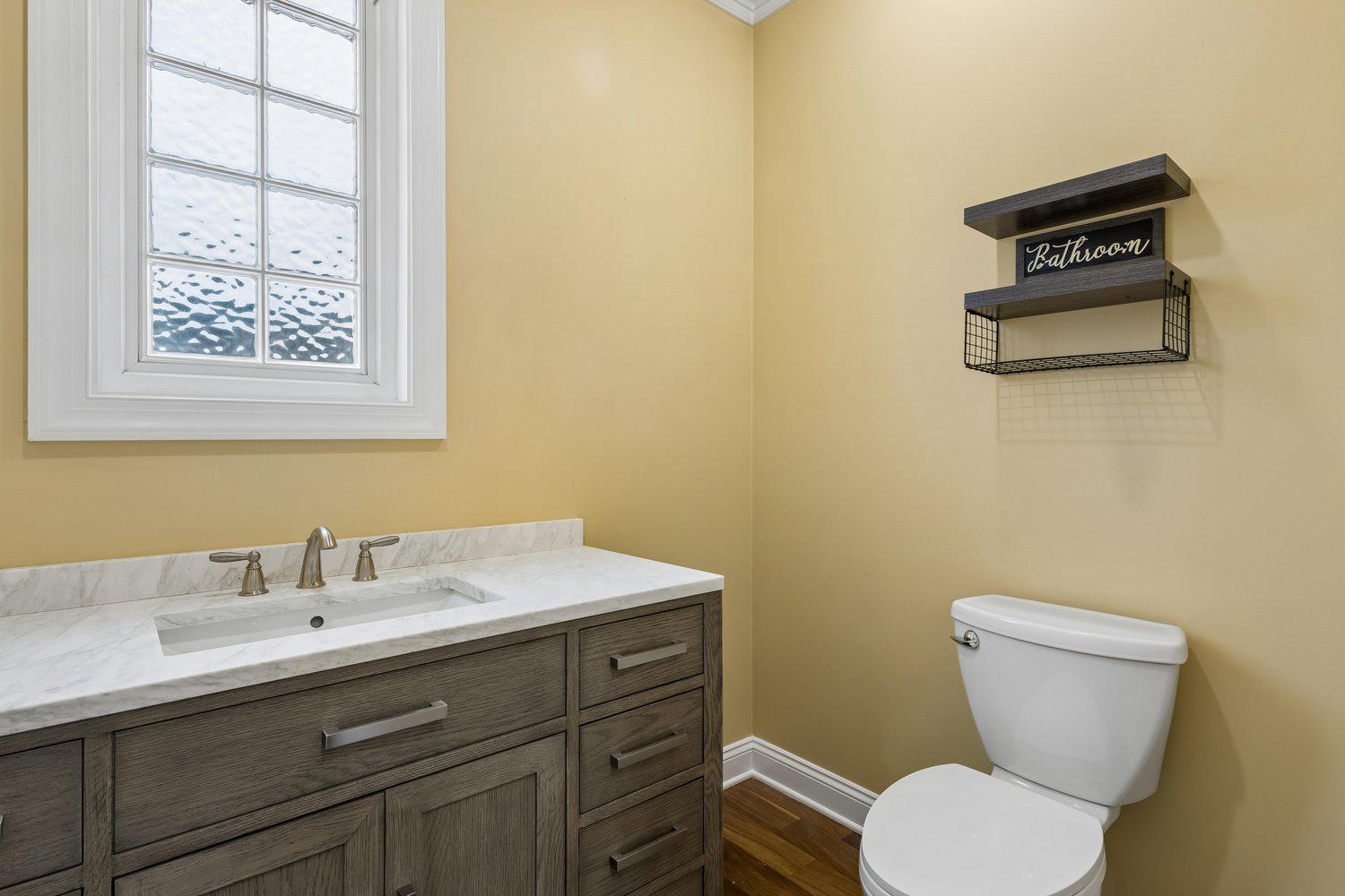 313 Wye Road Queenstown, MD 21658 - Photo 72 of 132 Chic half bathroom on main level.