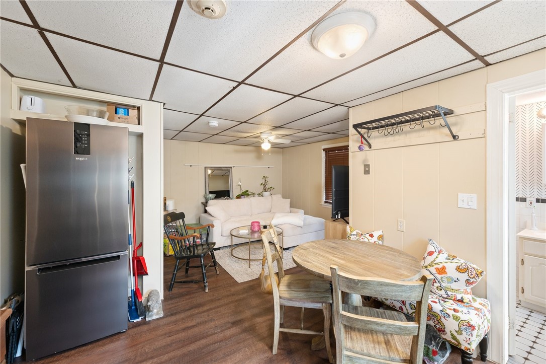 15 Thompson Street Warren, RI 02885 - Photo 11 of 47
