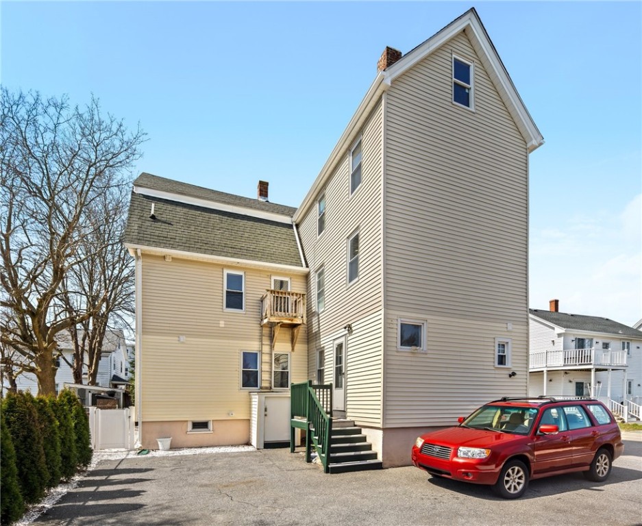 15 Thompson Street Warren, RI 02885 - Photo 5 of 47