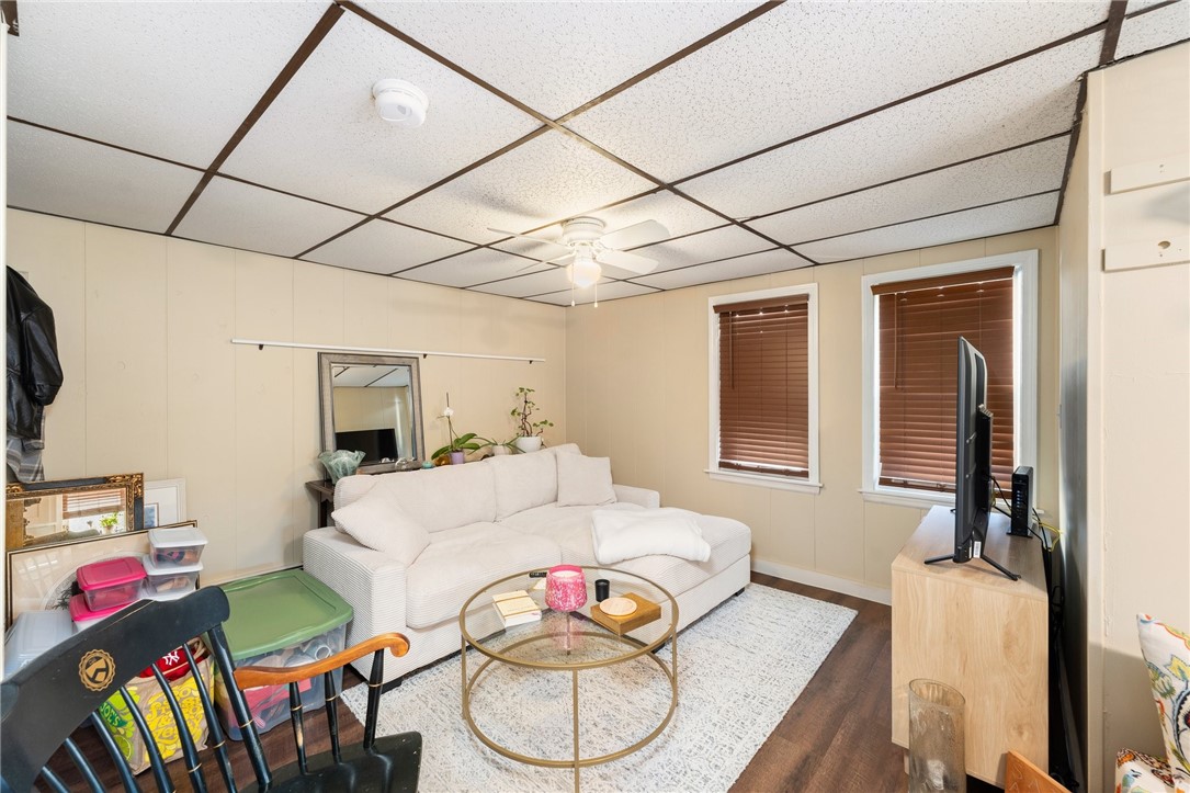 15 Thompson Street Warren, RI 02885 - Photo 8 of 47