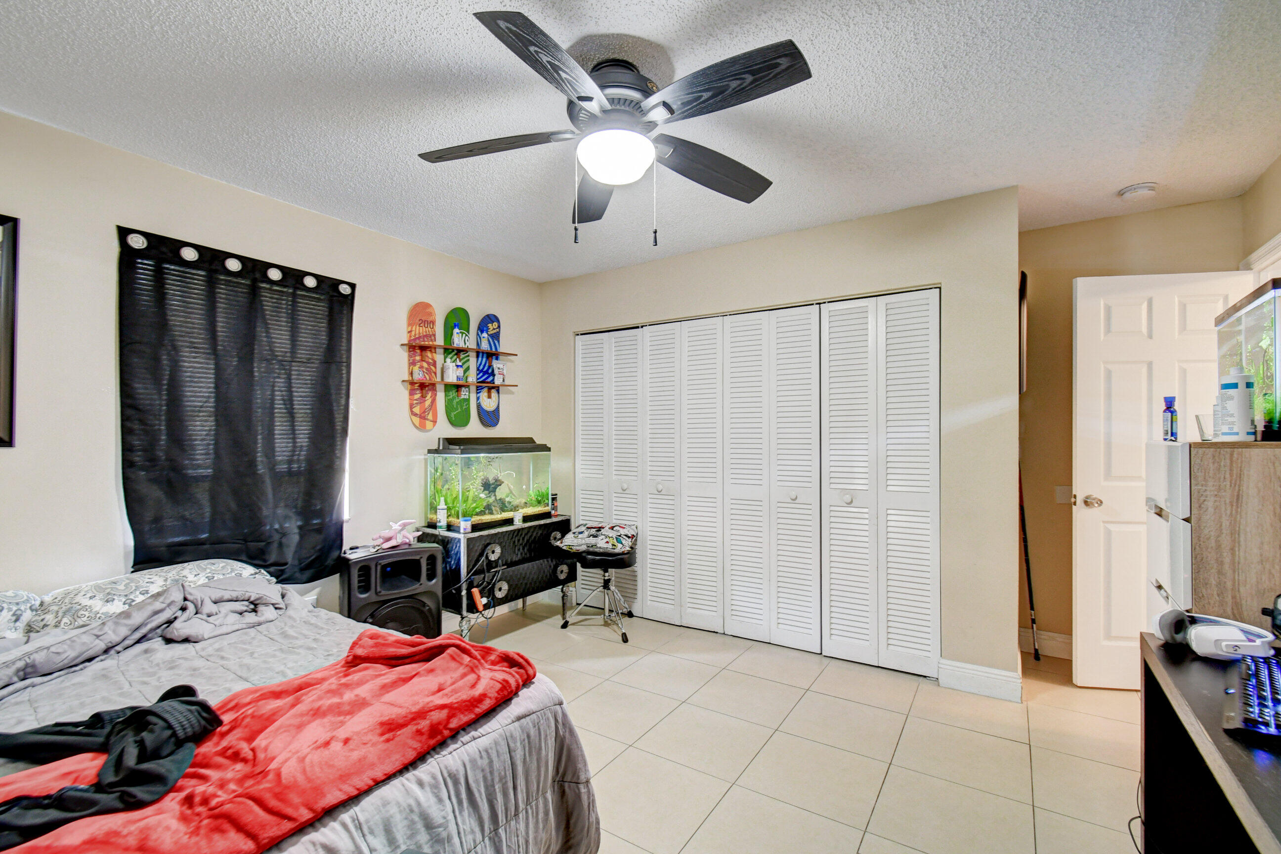 20570 Carousel Circle West Boca Raton, FL 33434 - Photo 25 of 36 DSC_5330_1_2_3_4