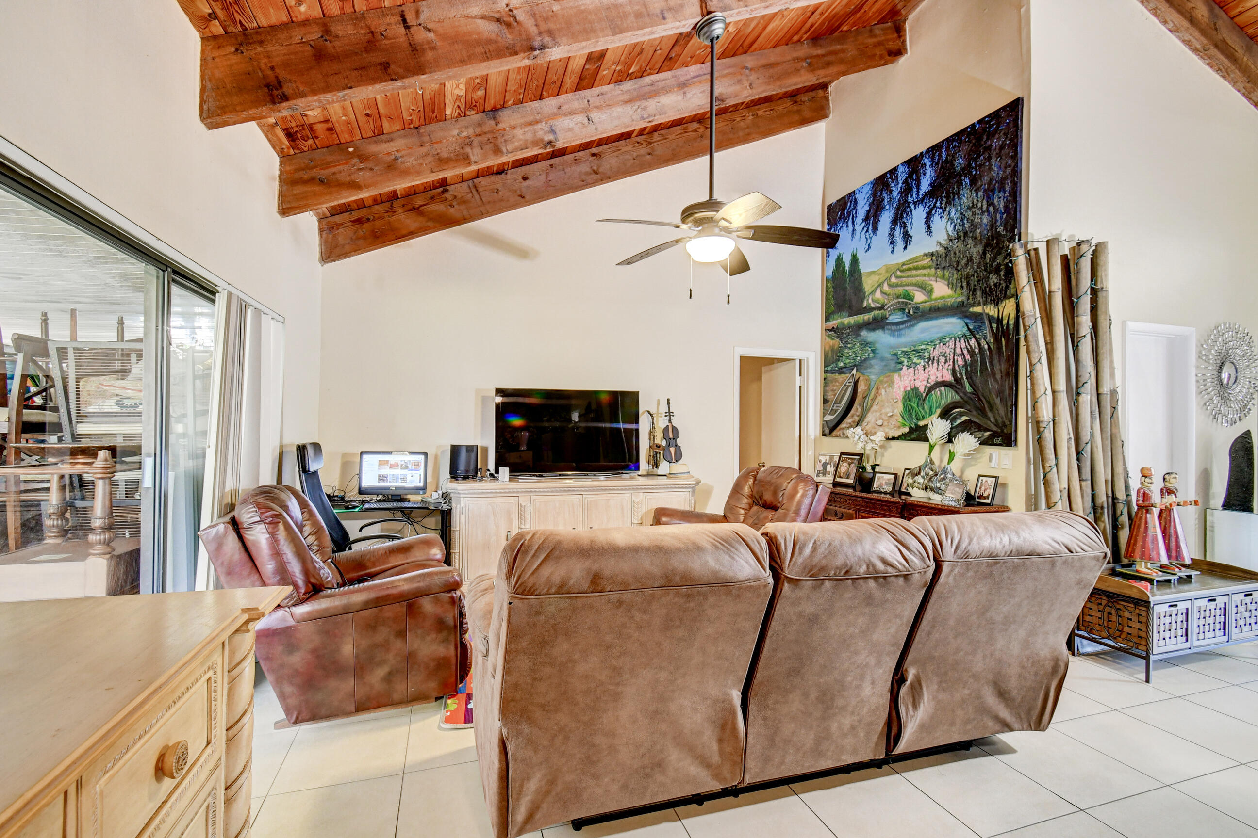 20570 Carousel Circle West Boca Raton, FL 33434 - Photo 7 of 36 DSC_5195_6_7_8_9