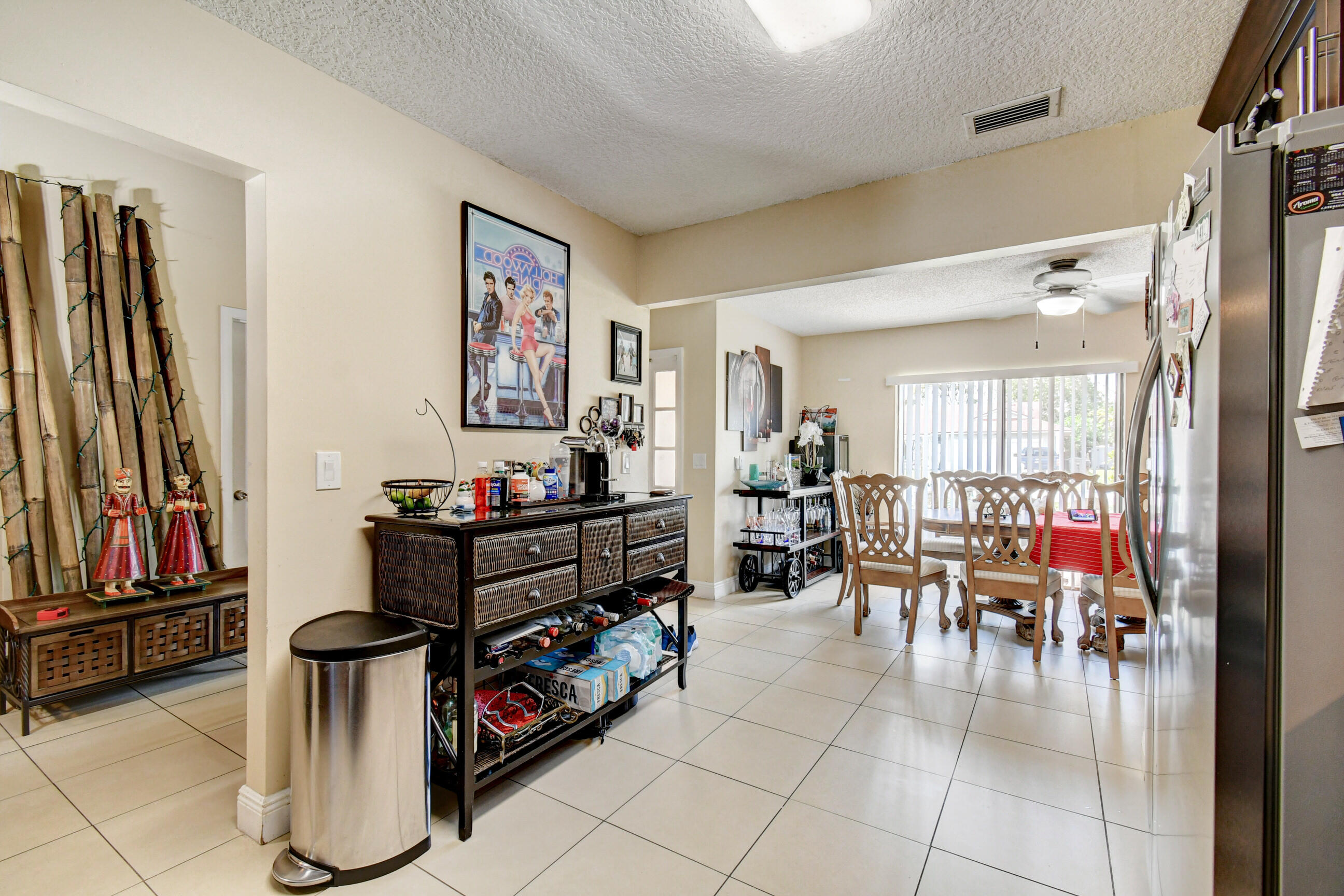 20570 Carousel Circle West Boca Raton, FL 33434 - Photo 10 of 36 DSC_5270_1_2_3_4