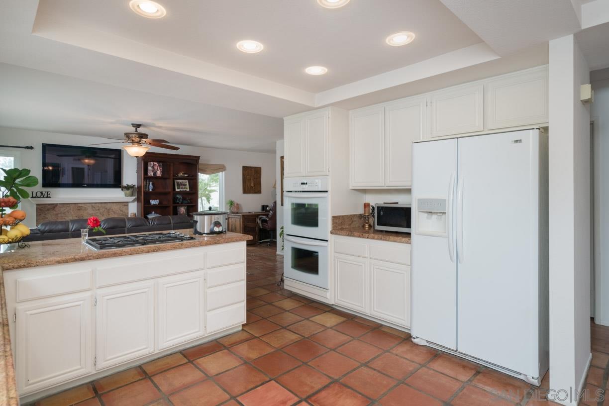 16377 Summer Sage Road Poway, CA 92064 - Photo 6 of 25