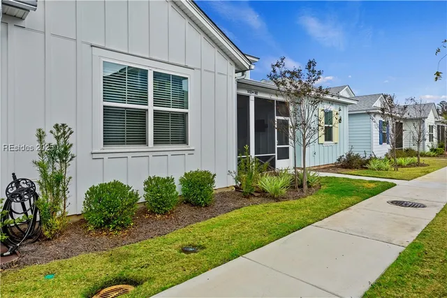 $369,900 | 1418 Shoreside Drive, Unit 102, Hardeeville, SC 29927