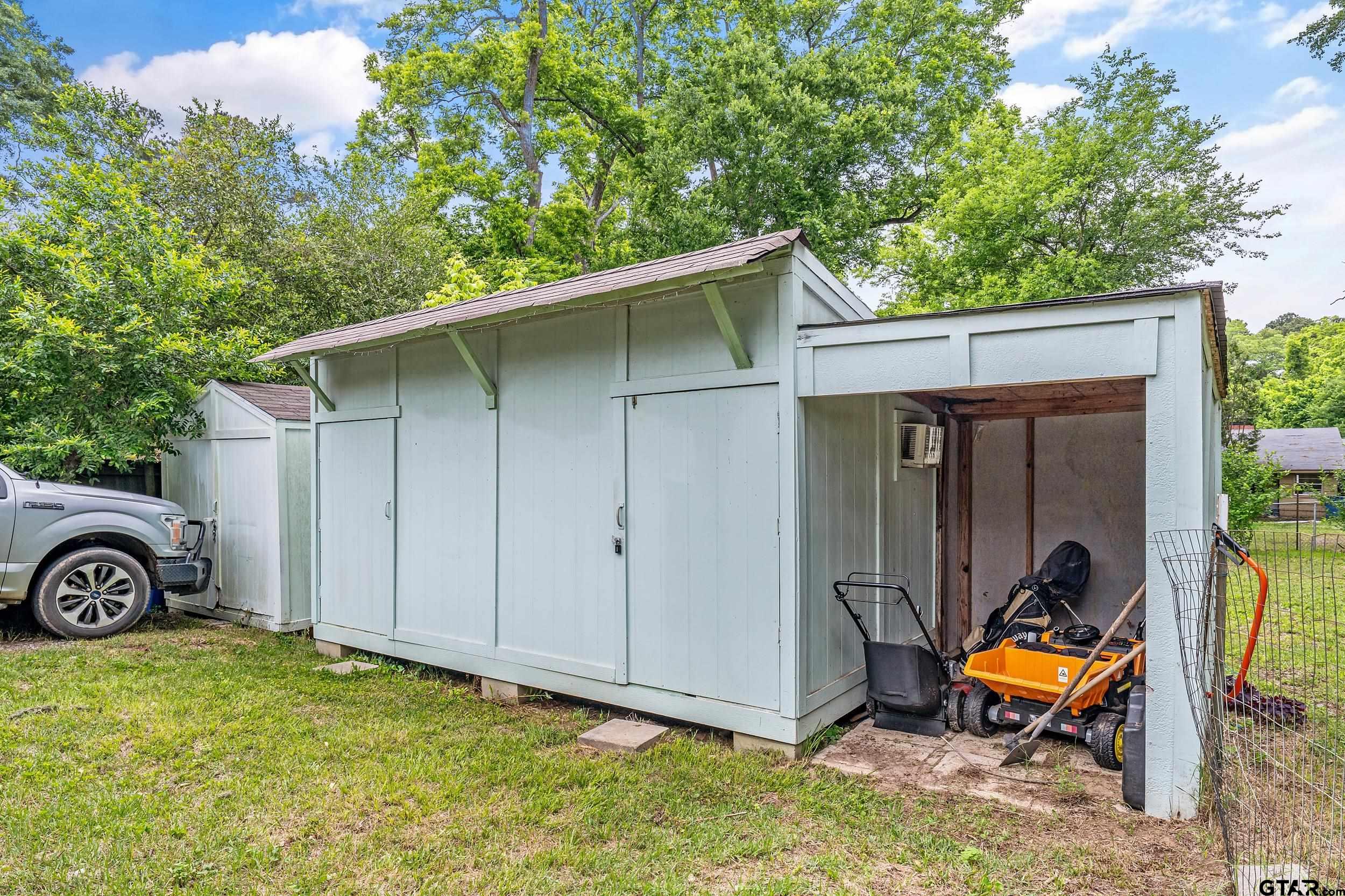 258 West 6th Street Rusk, TX 75785 - Photo 3 of 22