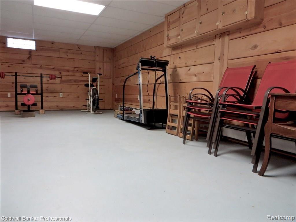 56050 Eight Mile Road Northville, MI 48167 - Photo 29 of 30 IMG_3573.jpg