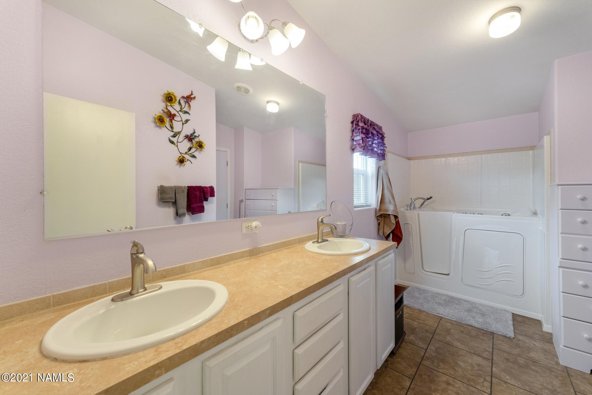 5322 North Sagebrush Road Williams, AZ 86046 - Photo 27 of 39 5322-north-sagebrush-road-williams-az-us
