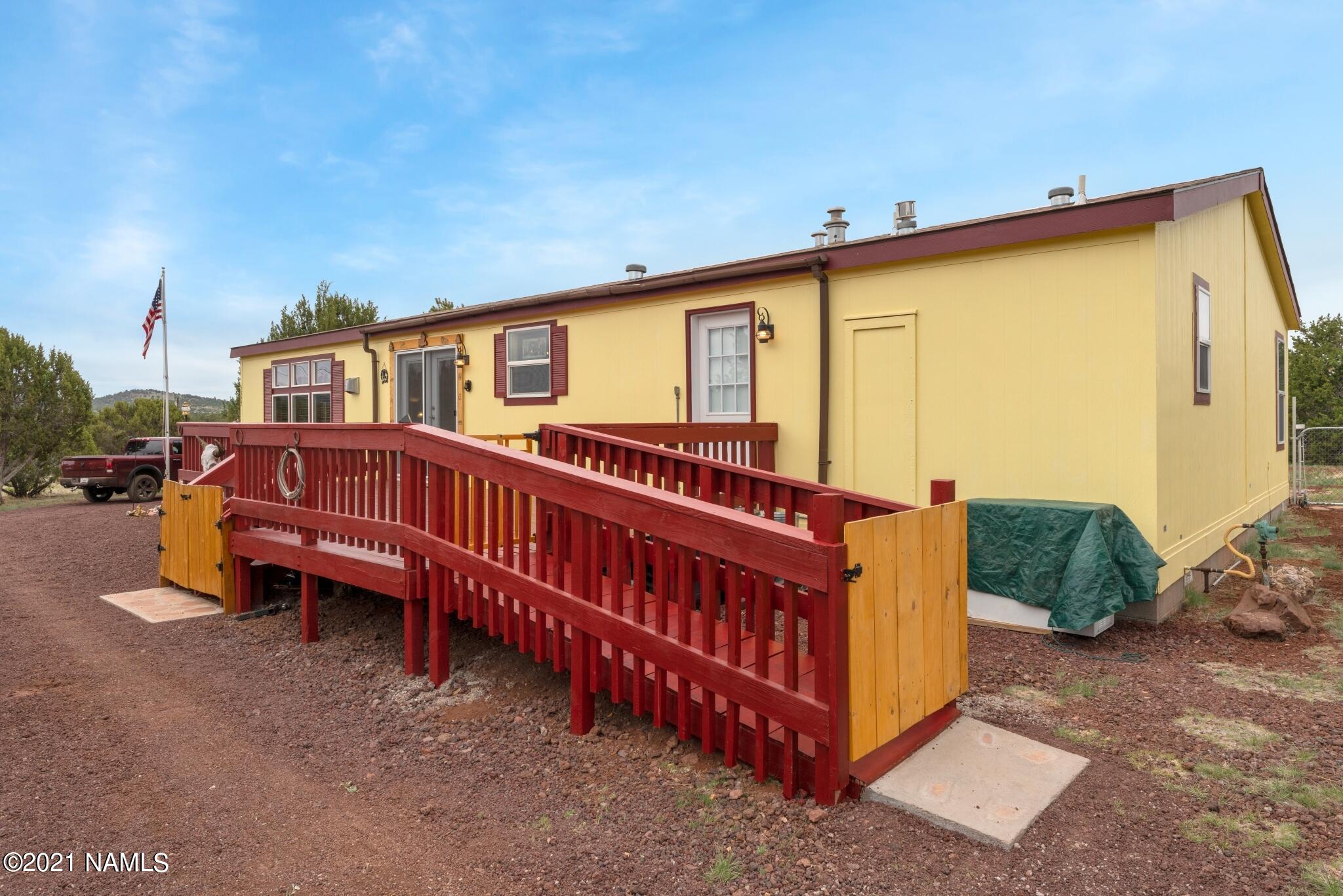 5322 North Sagebrush Road Williams, AZ 86046 - Photo 3 of 39 5322-north-sagebrush-road-williams-az-us