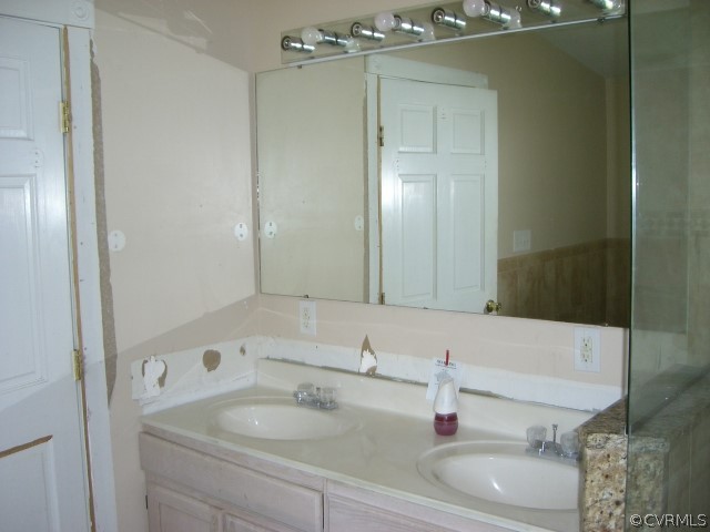 6200 Fletcher Road Gloucester, VA 23061 - Photo 19 of 40 Gallery Image 19