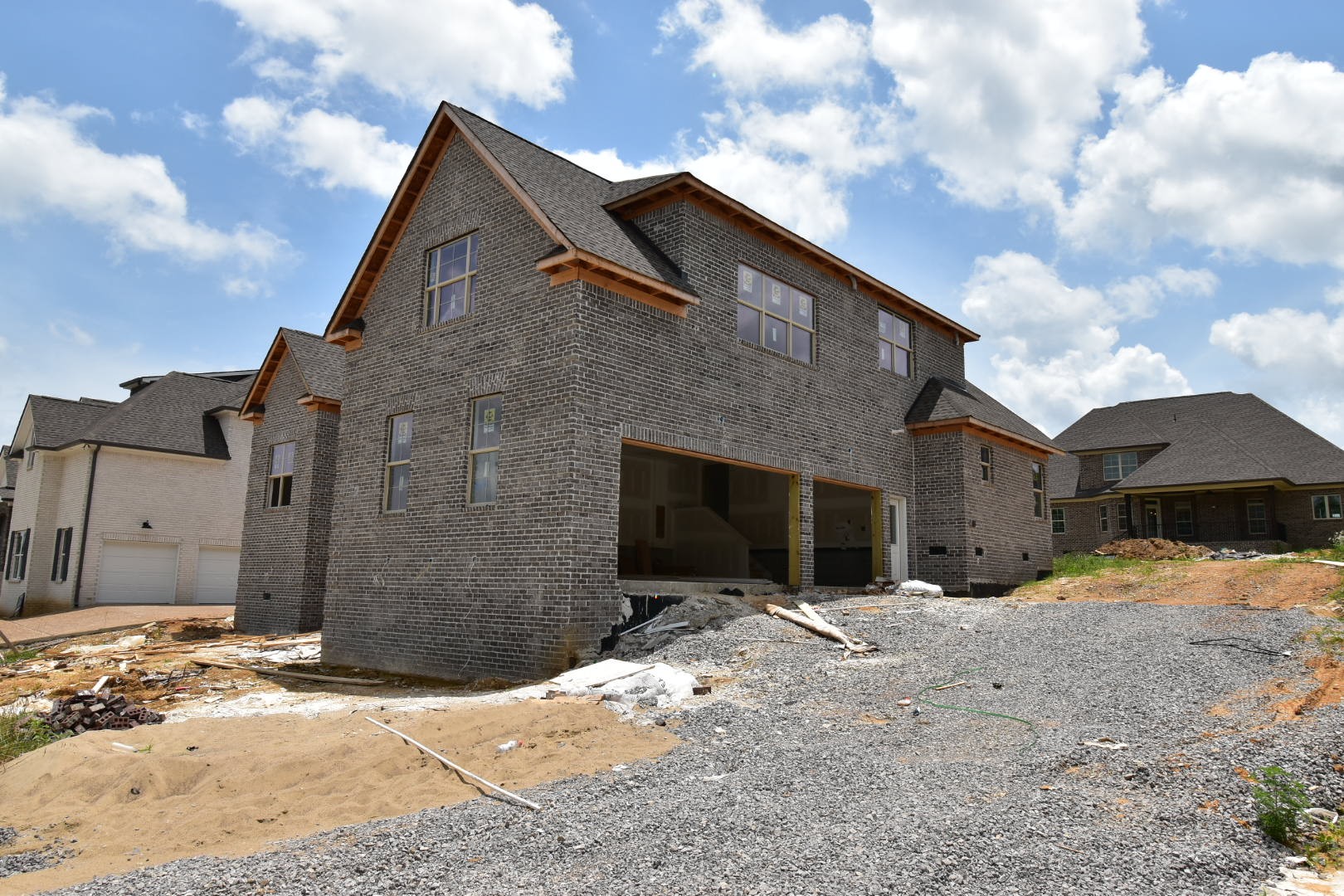 5013 Wallaby Drive Spring Hill, TN 37174 - Photo 5 of 25 a front view of a house with a yard