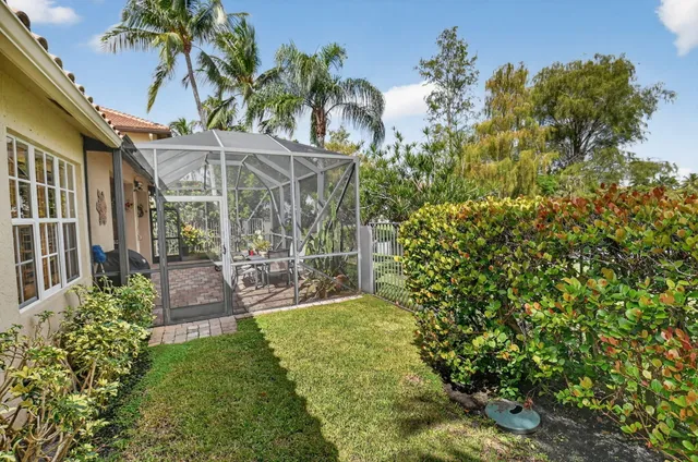 $759,813 | 9946 Coronado Lake Drive, Boynton Beach, FL 33437