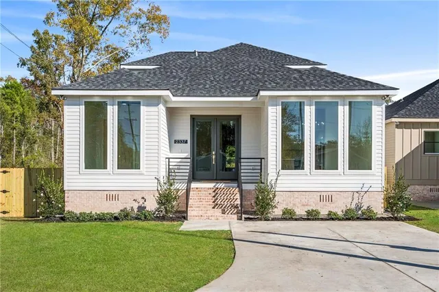$630,000 | 2337 Orleans Street, Mandeville, LA 70448