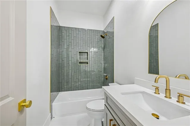 $630,000 | 2337 Orleans Street, Mandeville, LA 70448