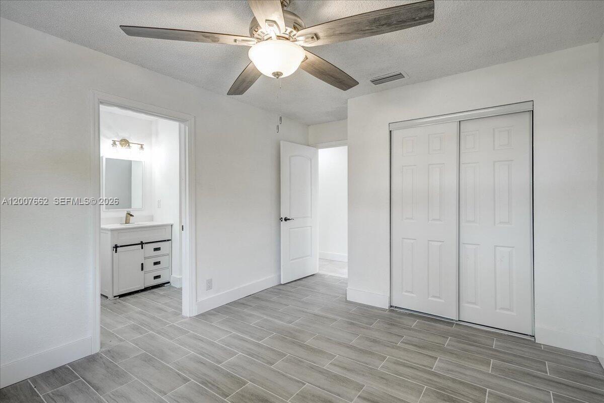 1480 West 36th Street Riviera Beach, FL 33404 - Photo 10 of 19 Photo 10