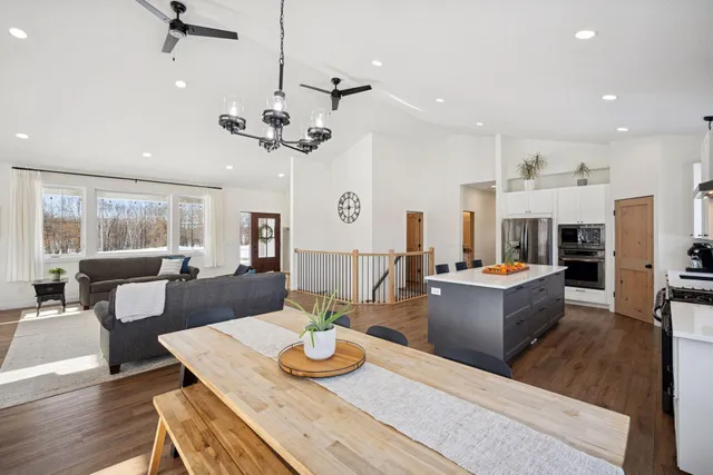 $899,900 | 8478 Acacia Avenue Northeast, Monticello, MN 55362