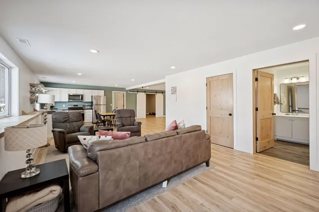 $899,900 | 8478 Acacia Avenue Northeast, Monticello, MN 55362