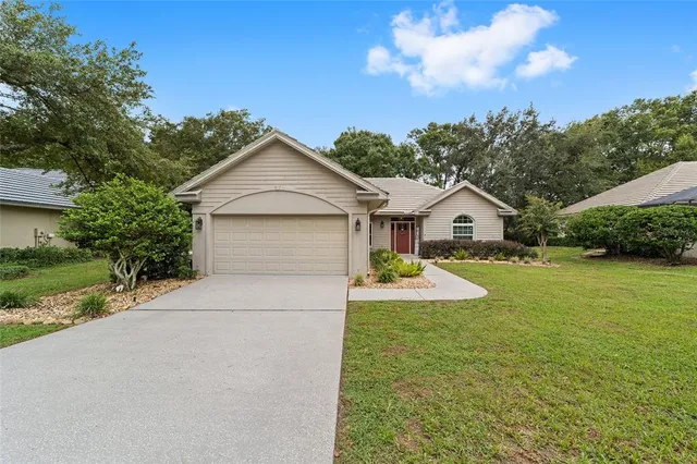 $348,000 | 3135 North Barton Creek Circle, Lecanto, FL 34461
