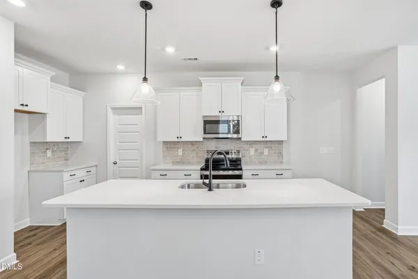 $2,499 | 408 White Oak Gdn Way, Garner, NC 27529
