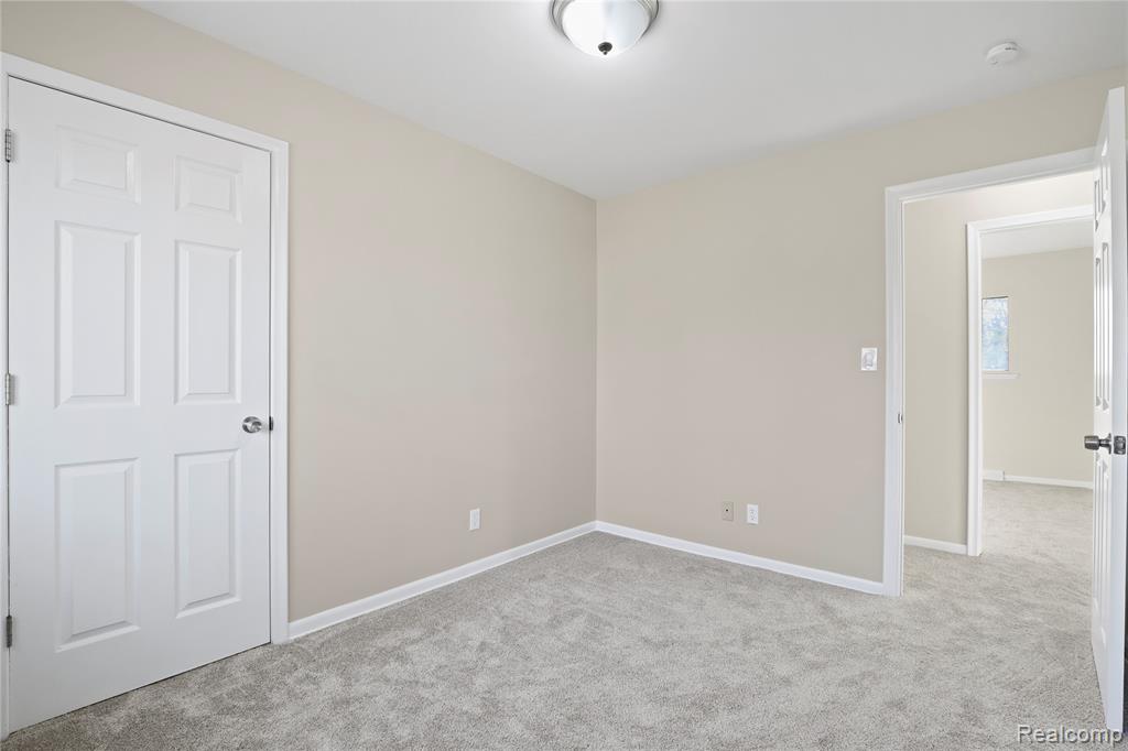 321 Terrace Drive Flushing, MI 48433 - Photo 25 of 47