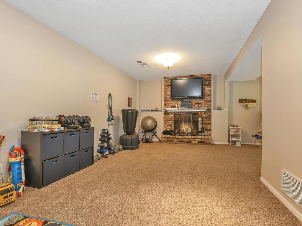 8656 Windward Circle Eden Prairie, MN 55344 - Photo 14 of 22