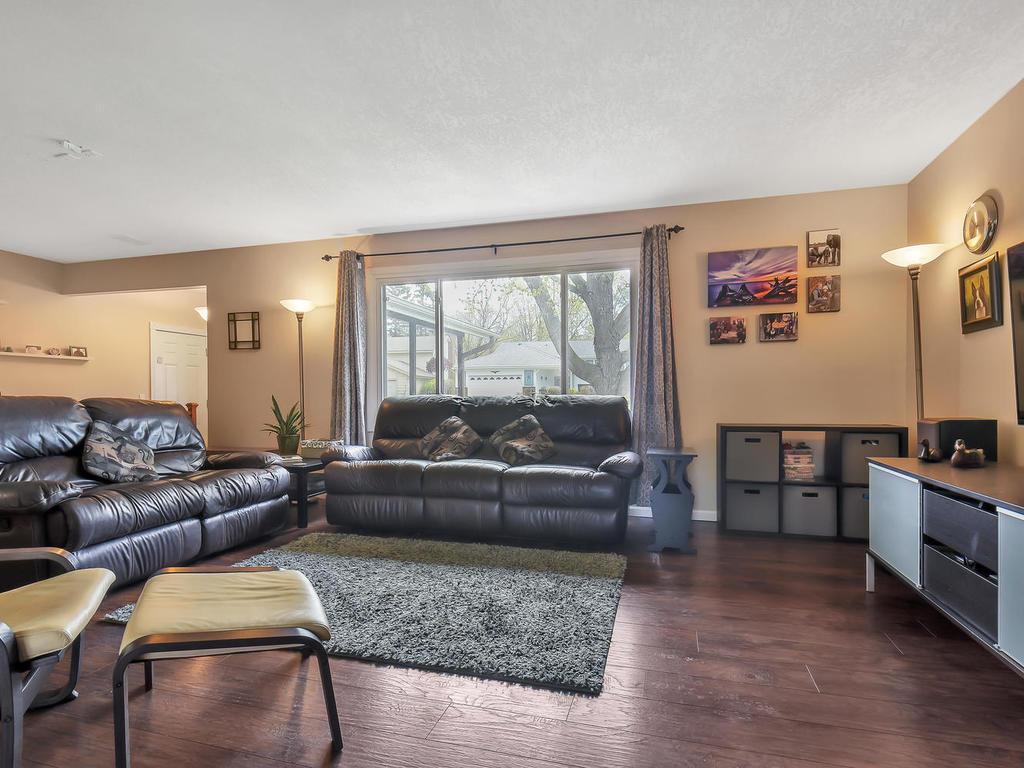 8656 Windward Circle Eden Prairie, MN 55344 - Photo 3 of 22