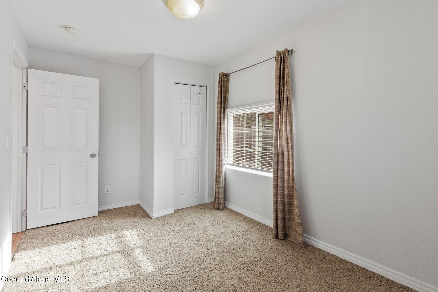 914 6th Street Coeur D'Alene, ID 83814 - Photo 9 of 25 Front Bedroom