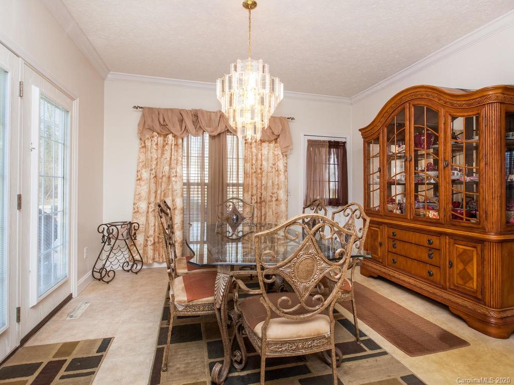 112 Roper Road East Flat Rock, NC 28726 - Photo 12 of 35 Gallery Image 12