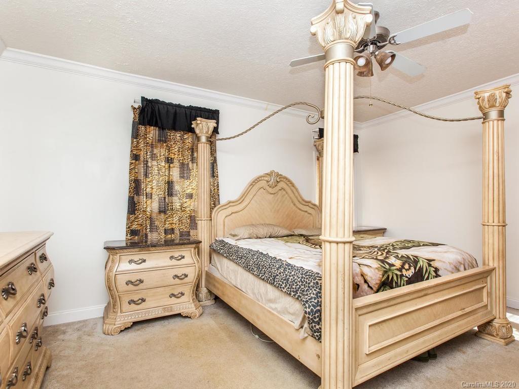 112 Roper Road East Flat Rock, NC 28726 - Photo 21 of 35 Gallery Image 21