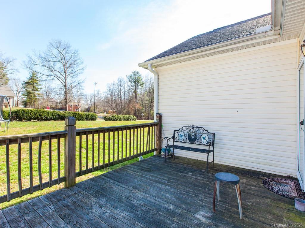112 Roper Road East Flat Rock, NC 28726 - Photo 30 of 35 Gallery Image 30