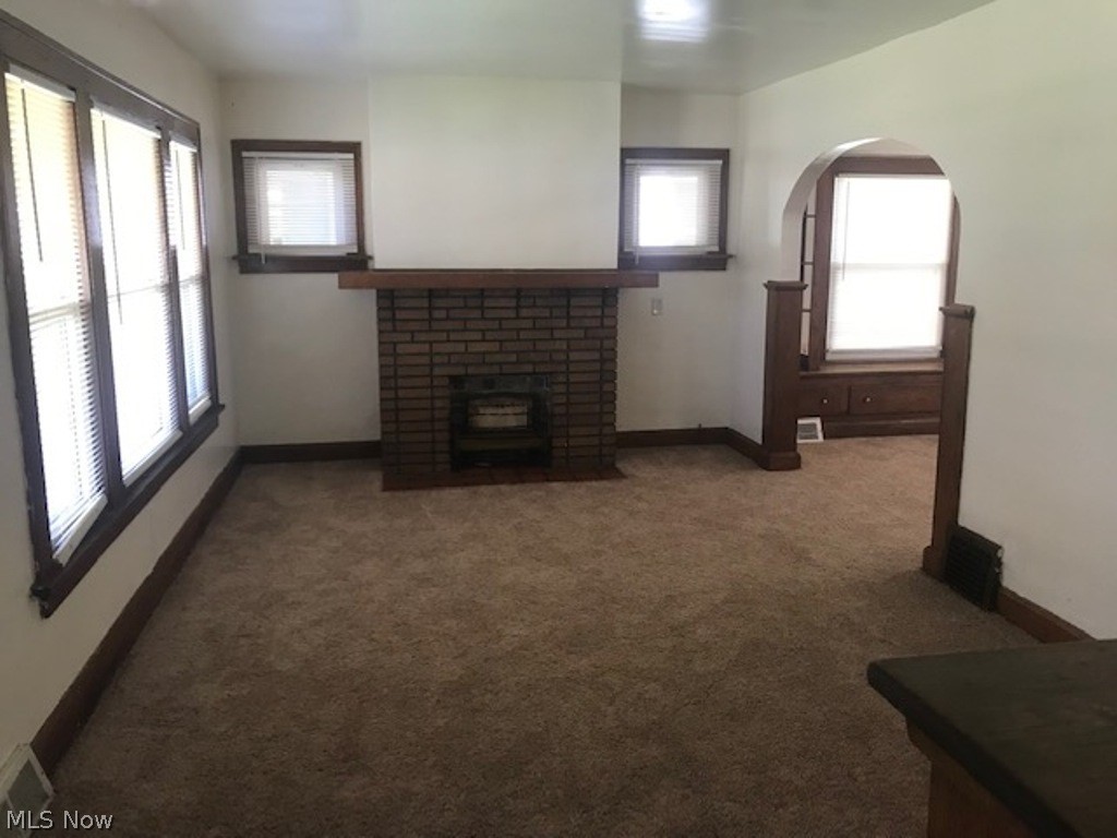 3587 Bosworth Road Cleveland, OH 44111 - Photo 2 of 6 Gallery Image 2