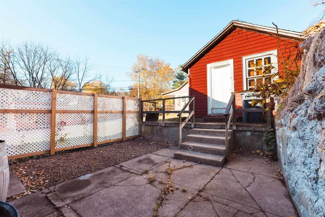 $165,000 | 341 Gear Street, Galena, IL 61036