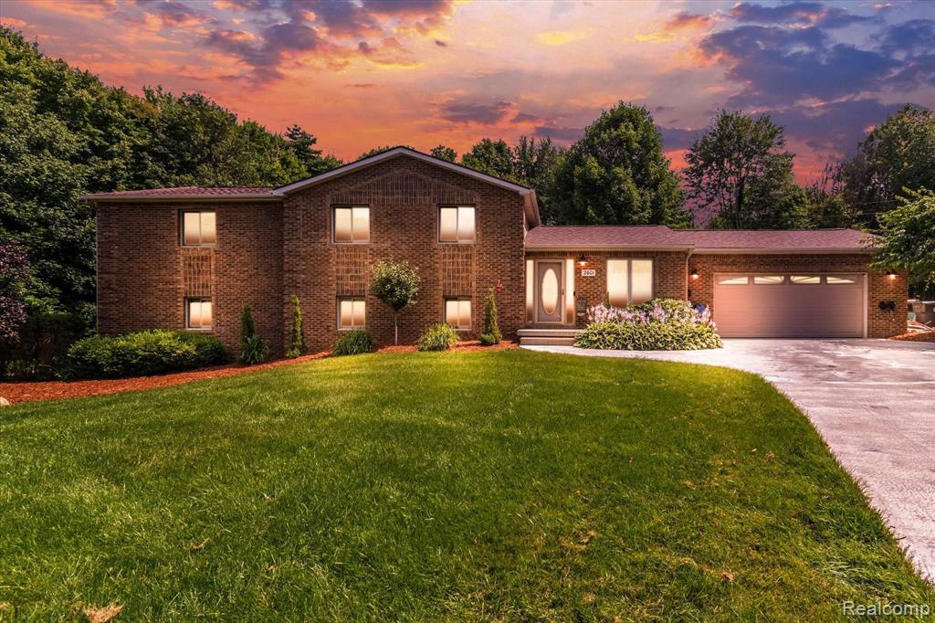 2601 Fisk Road Howell, MI 48843 - Photo 2 of 44