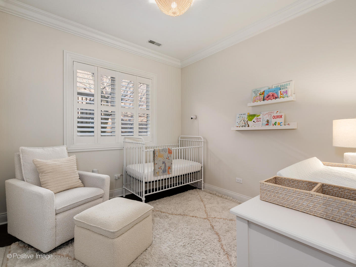 2449 North Racine Avenue, Unit 2 Chicago, IL 60614 - Photo 14 of 18 Gallery Image 14