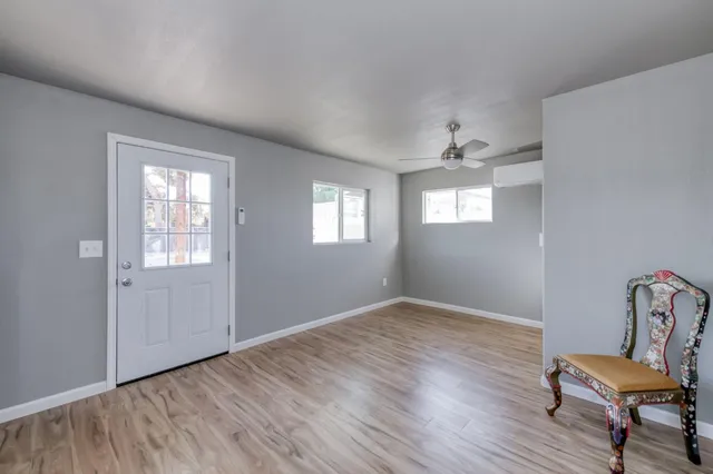 $2,100 | 12712 East McKinley Avenue, Sanger, CA 93657