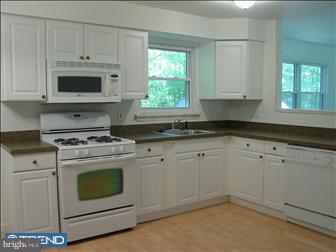115 Capella Road Sewell, NJ 08080 - Photo 2 of 6