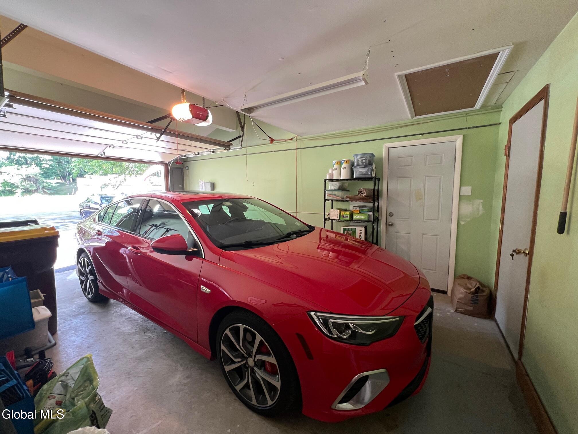111 Stone Ridge Court, Unit RIGHT SIDE Altamont, NY 12009 - Photo 6 of 35 IMG_6224