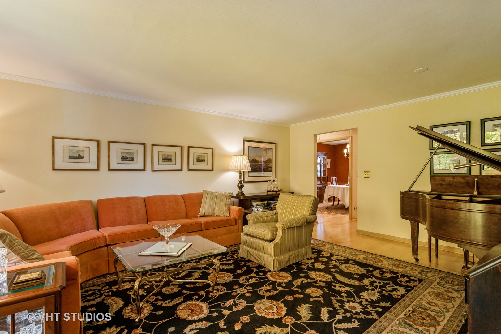 4545 North Long Avenue, Unit 3D Chicago, IL 60630 - Photo 4 of 19 a living room with furniture and a rug
