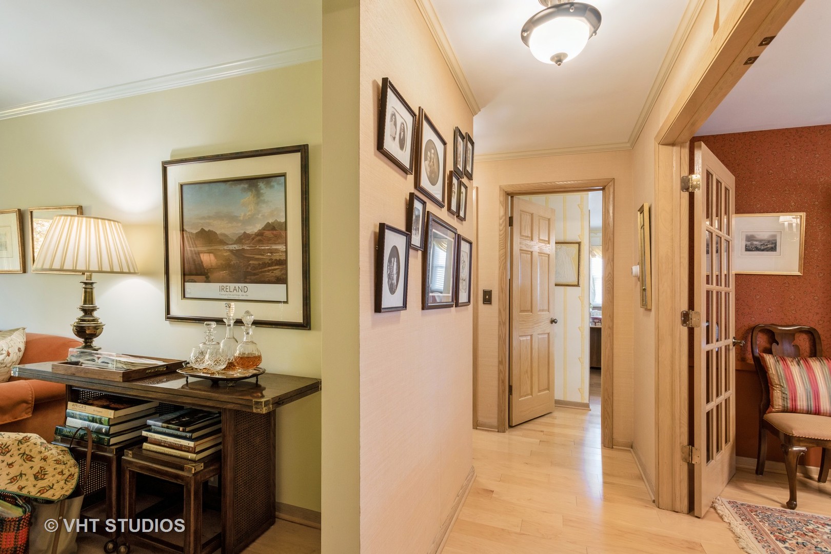 4545 North Long Avenue, Unit 3D Chicago, IL 60630 - Photo 10 of 19 a view of a livingroom with furniture and windows