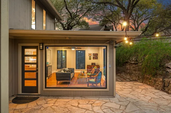 $1,100,000 | 8600 Appalachian Drive, Austin, TX 78759