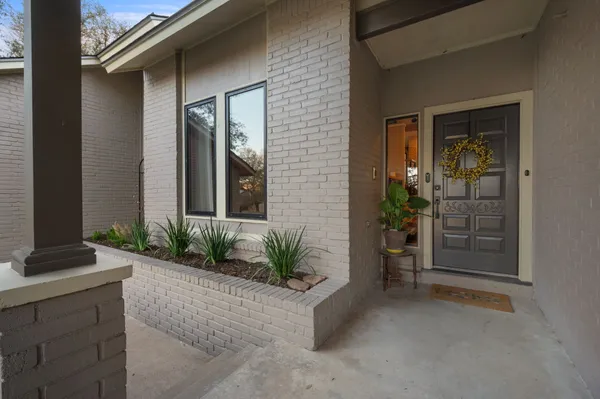 $1,100,000 | 8600 Appalachian Drive, Austin, TX 78759