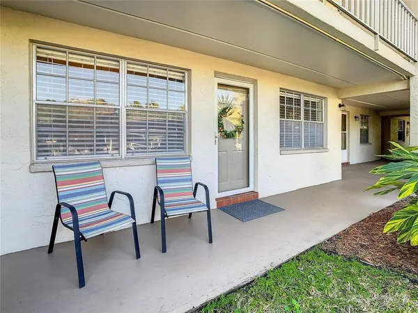 $2,000 | 841 Patricia Avenue, Unit 103, Dunedin, FL 34698