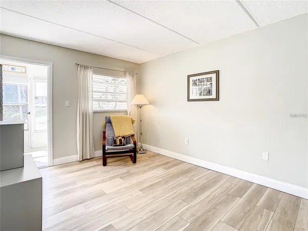 $2,000 | 841 Patricia Avenue, Unit 103, Dunedin, FL 34698