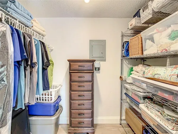 $2,000 | 841 Patricia Avenue, Unit 103, Dunedin, FL 34698
