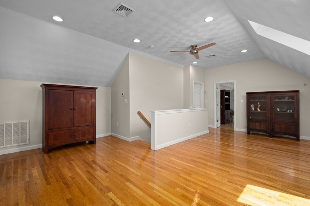 11 Olde Coach Road North Reading, MA 01864 - Photo 28 of 33 Gallery Image 28