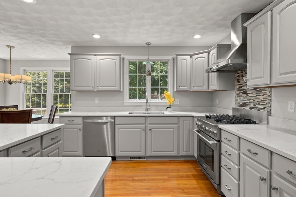 11 Olde Coach Road North Reading, MA 01864 - Photo 9 of 33 Gallery Image 9