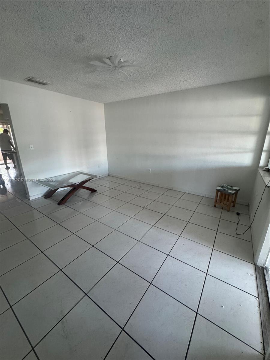 11012 Southwest 4th Street Sweetwater, FL 33174 - Photo 6 of 19