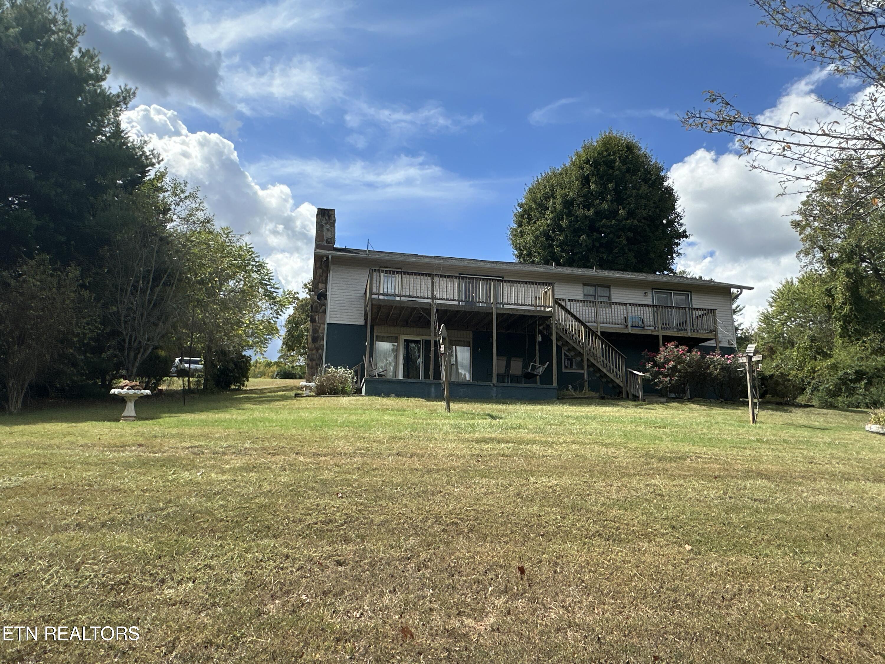 412 Orchard Knob Road Clinton, TN 37716 - Photo 9 of 43 DJI_20240919_132350_735